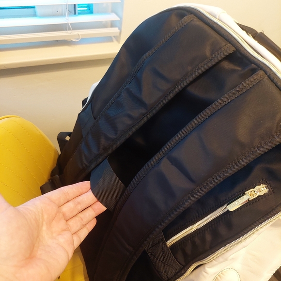 Lovevook Backpack - Picture 8 of 10